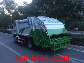 蓝牌压缩垃圾车与油罐车直销服务 环保与能源双轮驱动